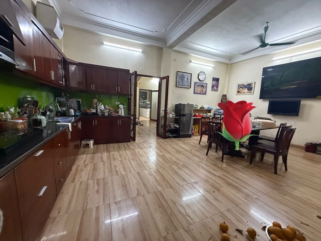 Bán Nhà Mặt Phố Vọng, 100m, 4 Tầng, Vỉa Hè Kinh Doanh, Gần Ngã Ba Nguyễn An Ninh, Giá 35.5 Tỷ